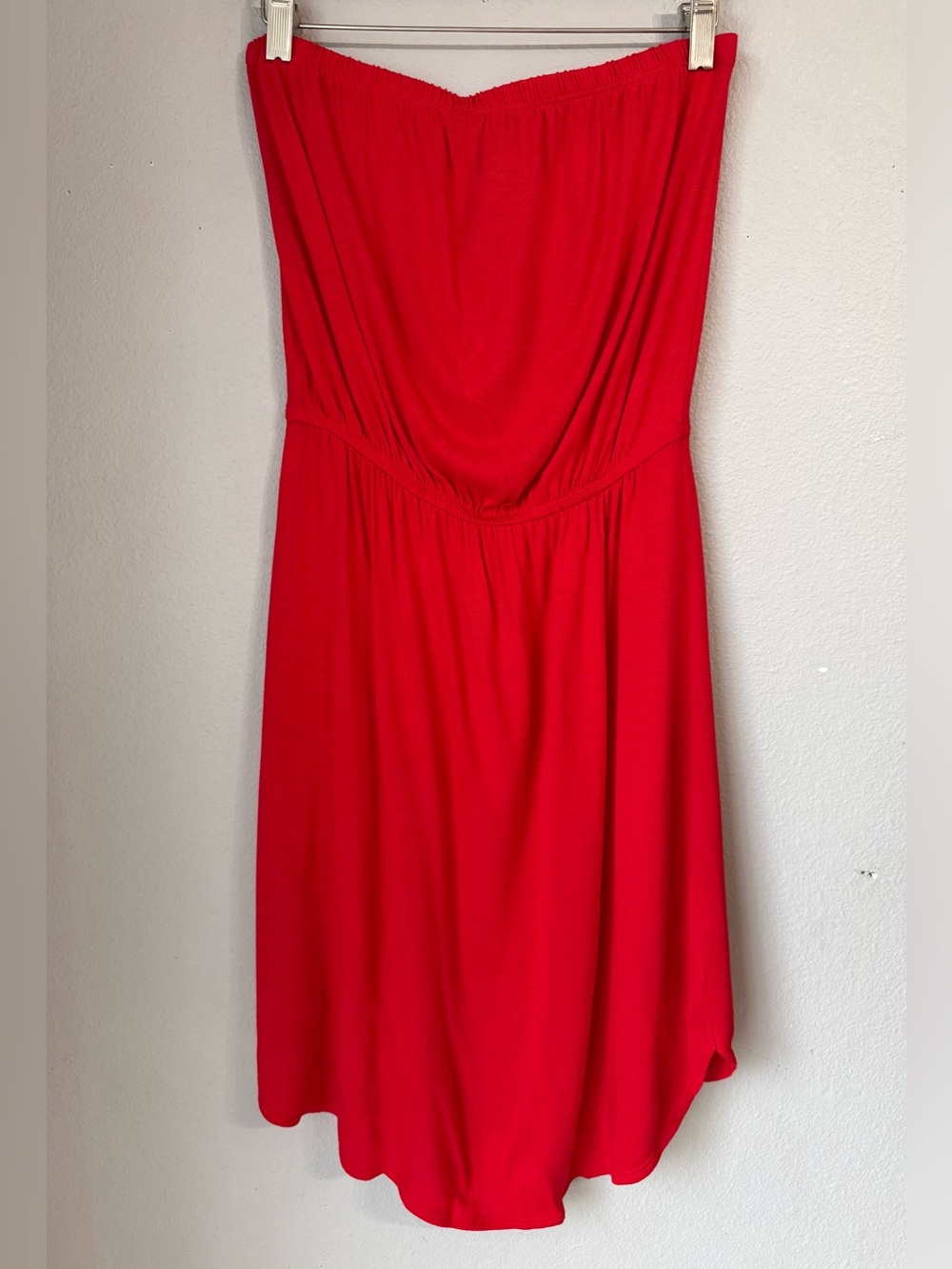 NWT Old Navy Red Strapless Dress Women’s Size Medium Relaxed Fit Elastic Waist